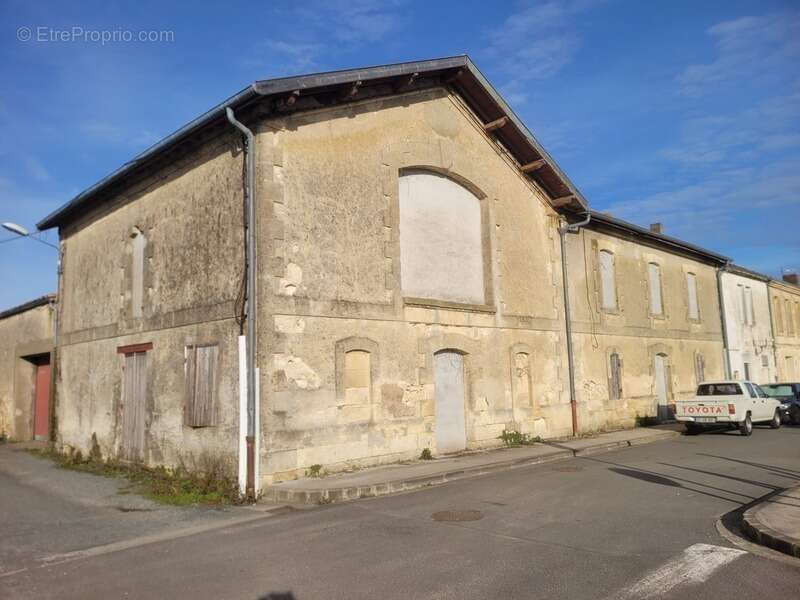 Appartement à CISSAC-MEDOC