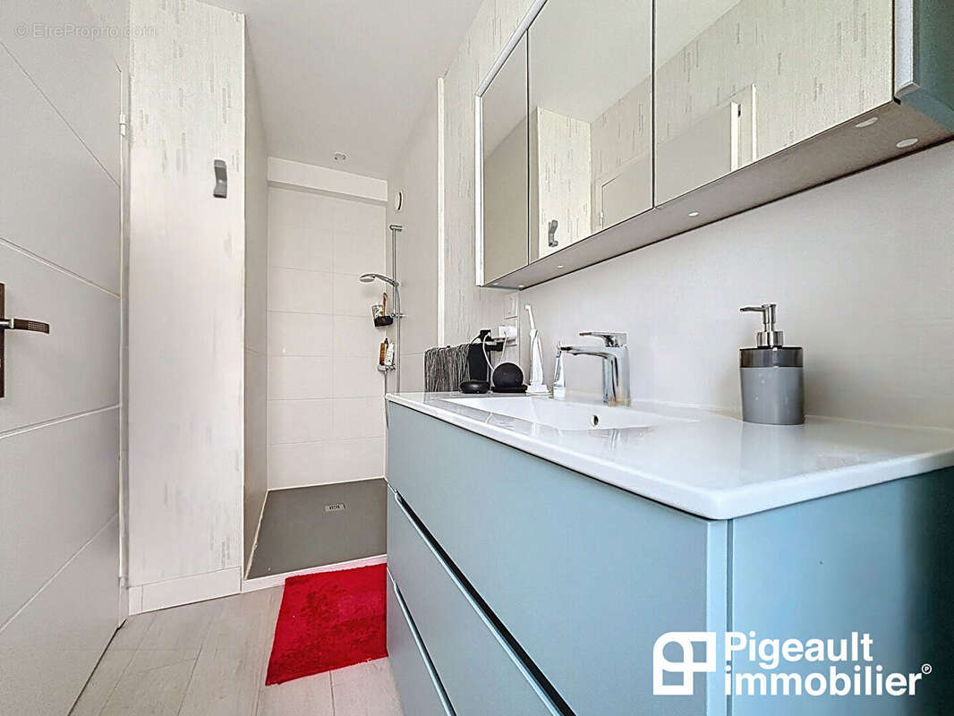 Bruz - Golf de Cicé Blossac - 158 m² rénovés - 5 chambres - DPE A - Géothermie -Terrasse sud - Calme - photo 9
