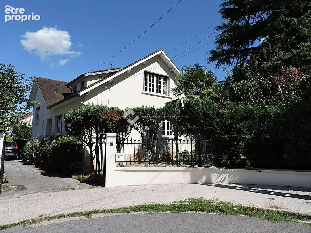 Maison à CHAMPS-SUR-MARNE