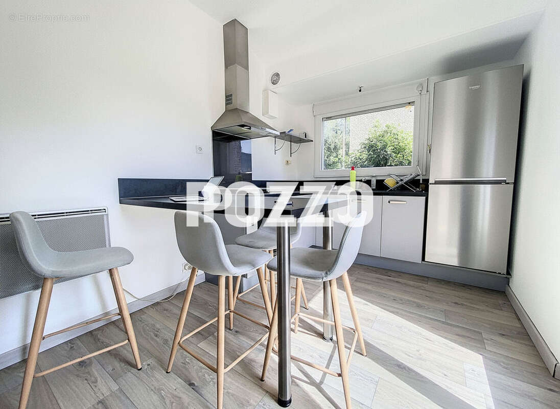 Maison à SAINT-JEAN-DES-CHAMPS