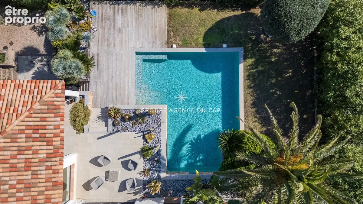 Villa avec vue mer piscine cave a vin 50 metres de la mer, aux issambres - photo 4