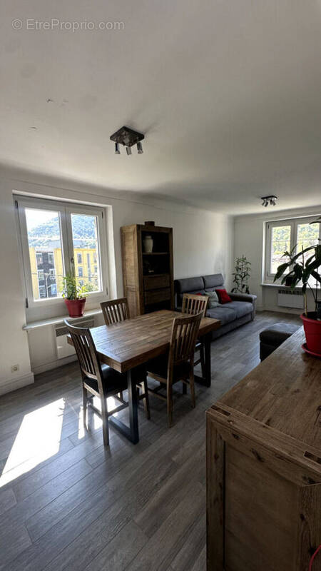 Appartement à SOSPEL