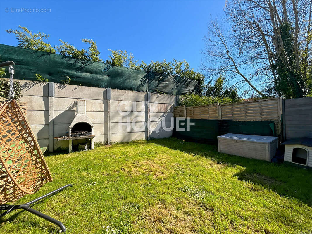 Maison à FONTENAY-TRESIGNY