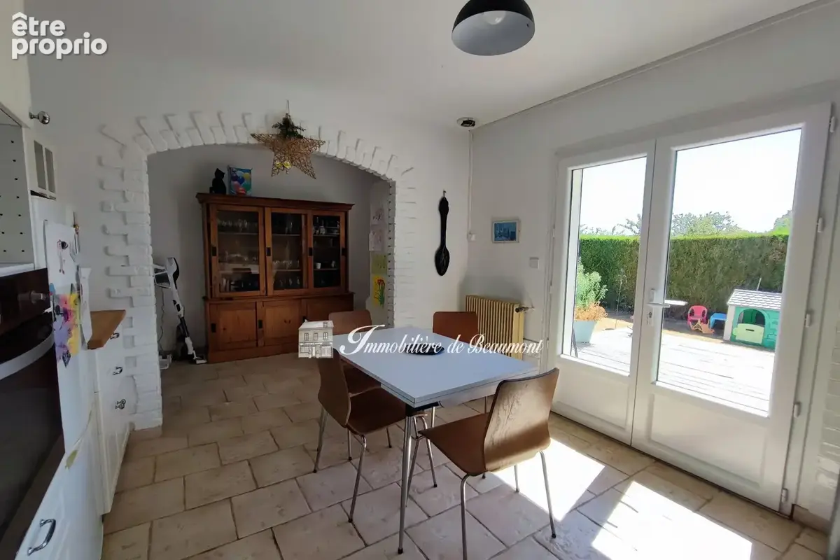 Maison 134 m² à Beaumont-Le-Roger  - photo 7