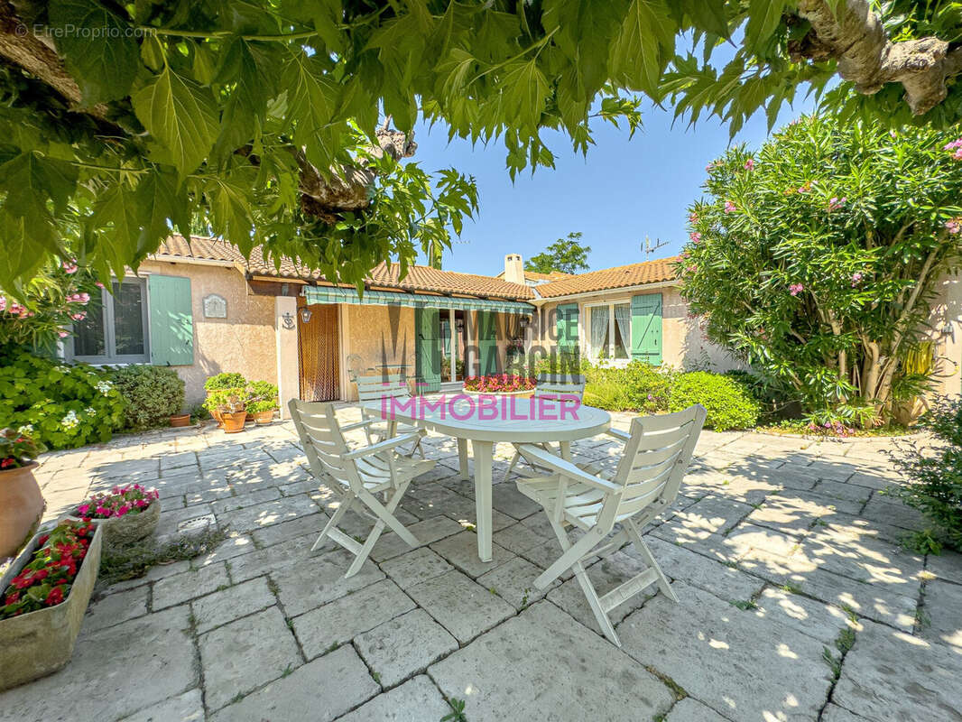 Maison à ORANGE