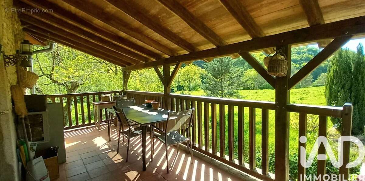 Photo 4 - Maison à LATOUILLE-LENTILLAC