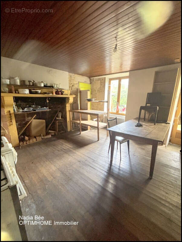 Maison à ROYERE-DE-VASSIVIERE