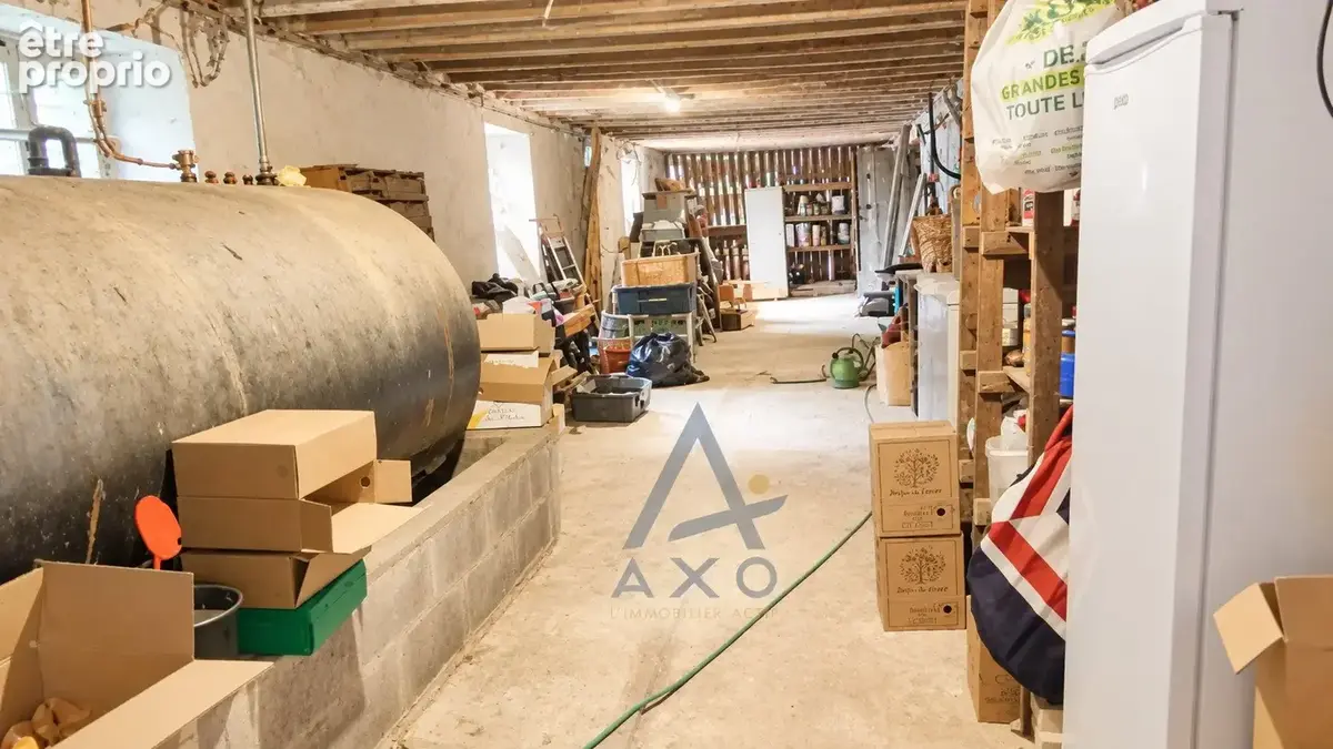 Maison Bourgeoise de 1870, ses greniers, sa cave de 74m2, sa grange et sa dépendance déjà rénovée - photo 9
