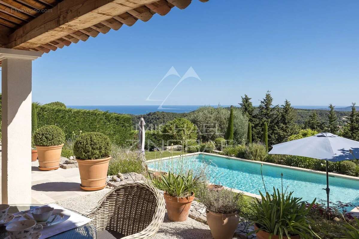 Maison à VENCE