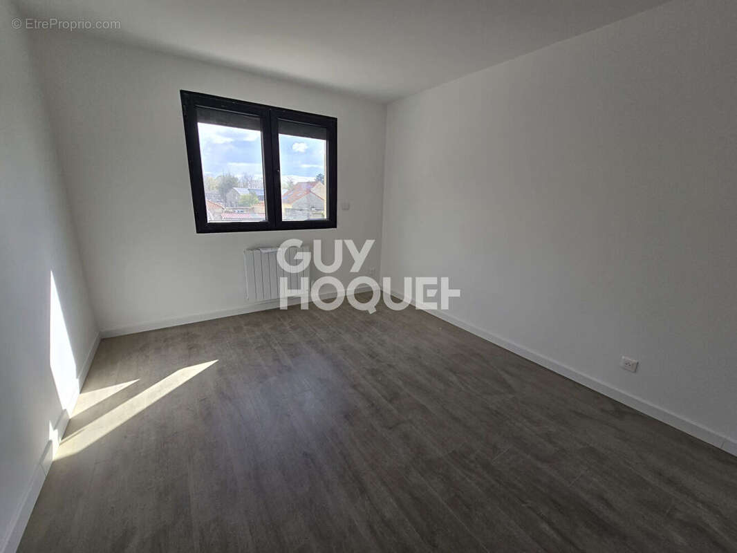 Maison à MILLY-LA-FORET