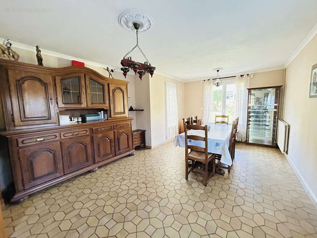 Maison à BERNEUIL-SUR-AISNE