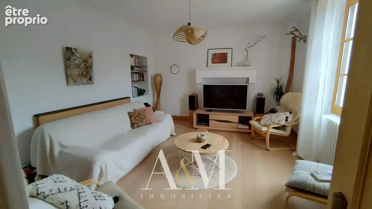 Maison charentaise au coeur du quartier st cybard - photo 10