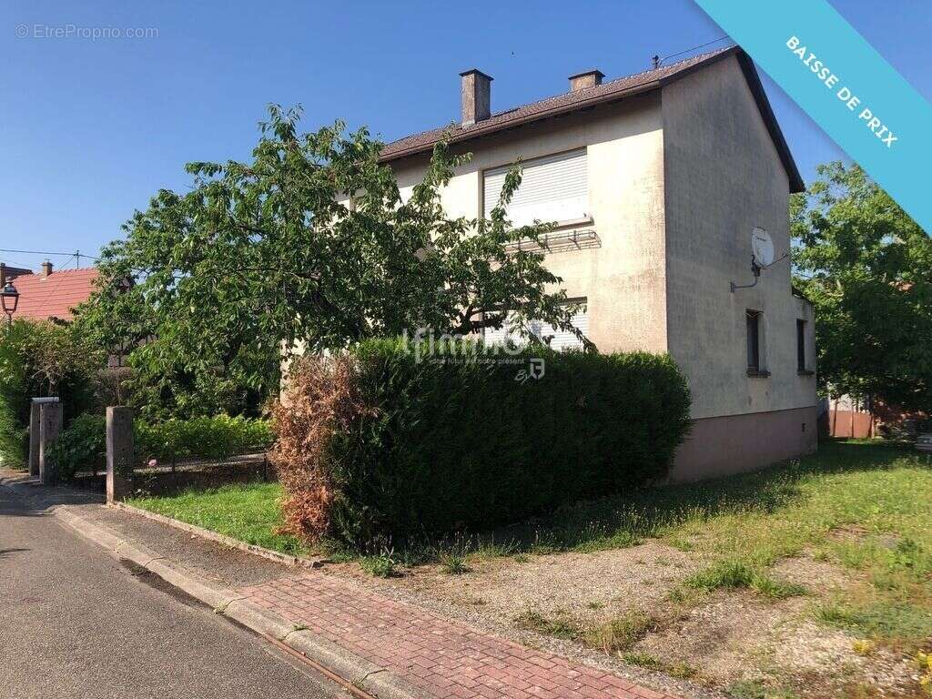 Maison à DIEFFENBACH-LES-WOERTH