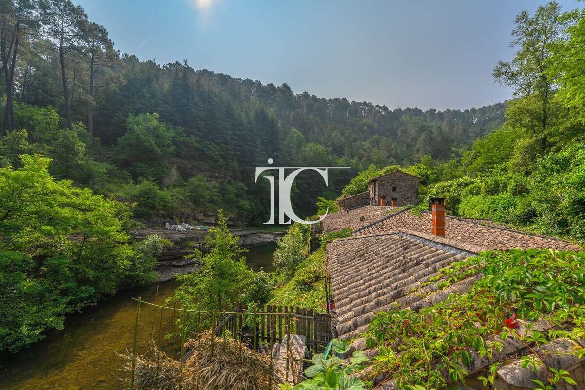 Moulin du xviiieme 324m² habitables 5,7ha de terrain - photo 28