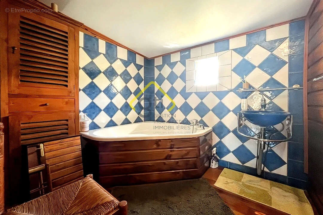 Vends charmante maison avec superbe vue à la Plaine des cafres - photo 7