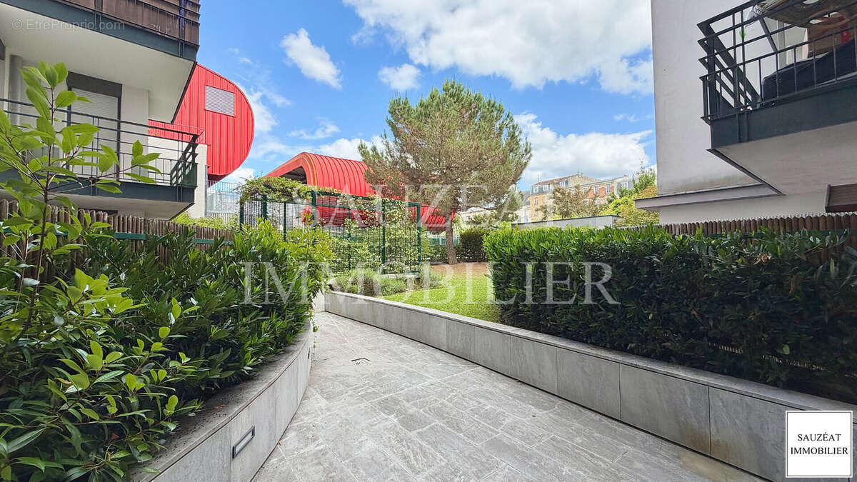 Appartement à ISSY-LES-MOULINEAUX