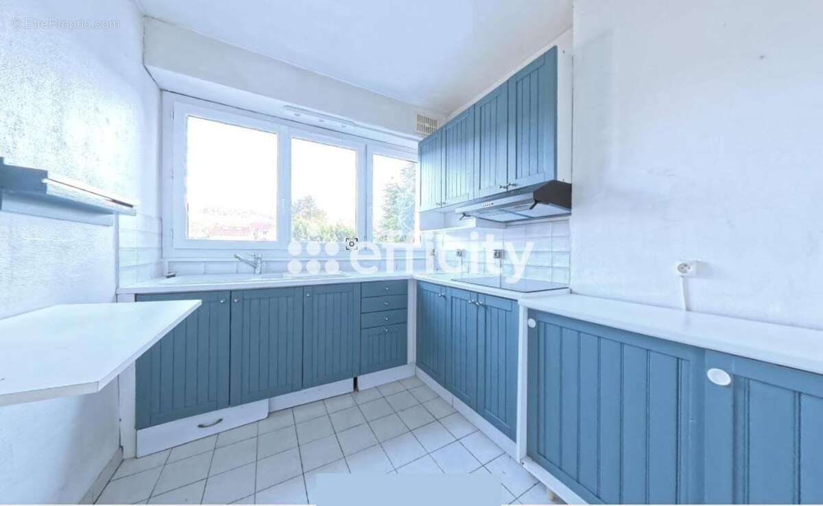 Appartement à VILLEBON-SUR-YVETTE