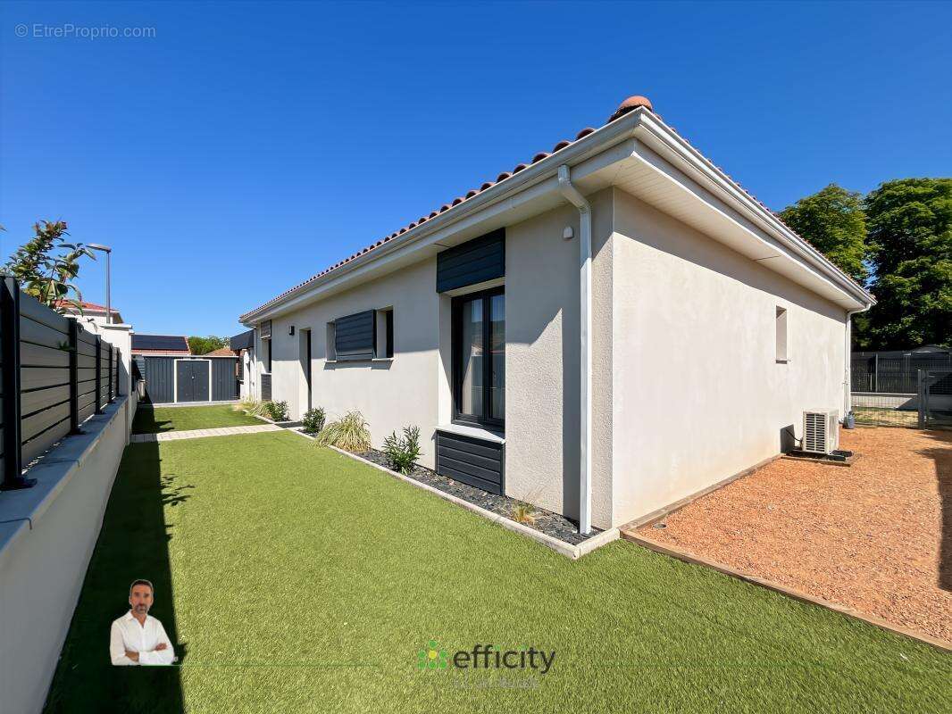 Maison 102 m² à Saint-Amant-Tallende  - photo 9