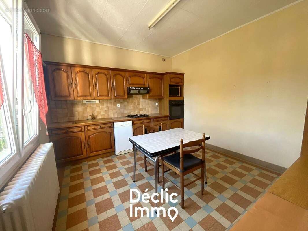 Charmante maison avec Jardin, à Luçon, proche de toutes les commodités. - photo 8
