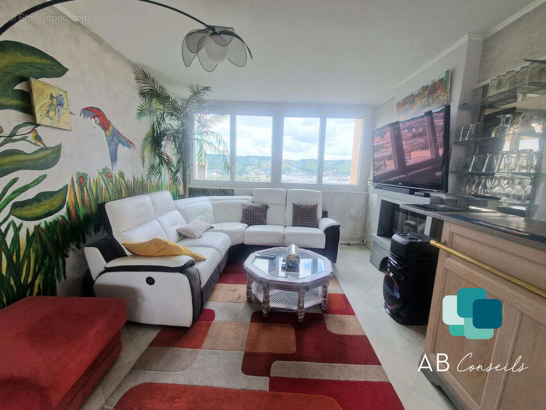 Appartement à SOTTEVILLE-LES-ROUEN