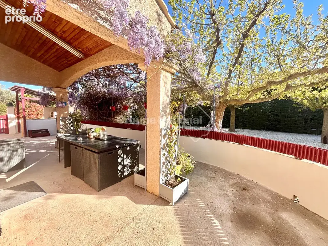 Exclusivité : Maison 4 chambres + piscine & garage - photo 11