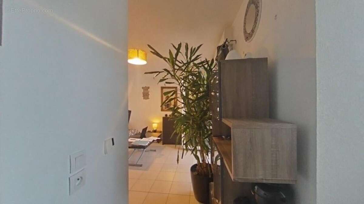 Photo 4 - Appartement à RODILHAN