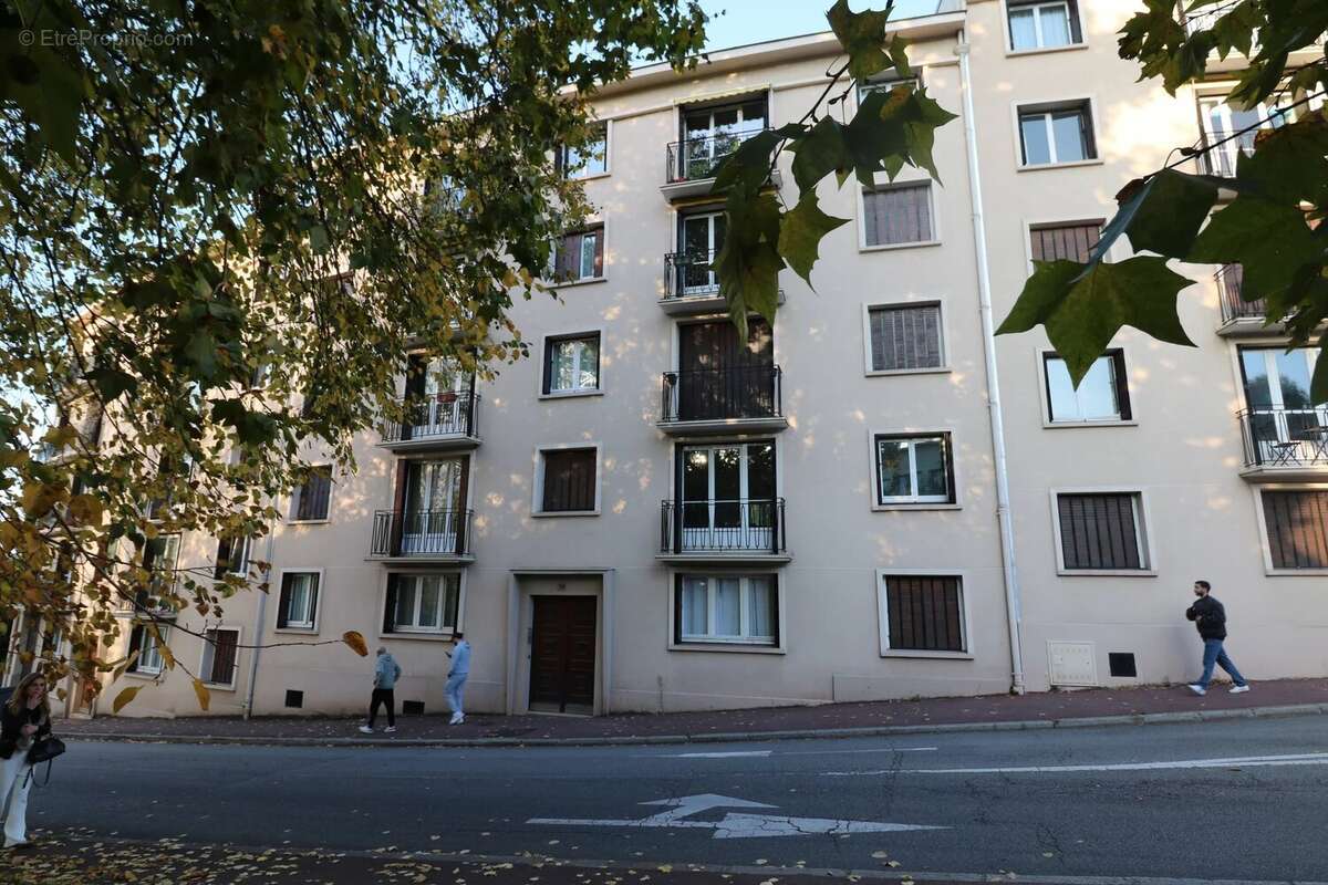 Appartement à SAINT-CYR-L&#039;ECOLE