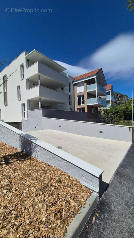 Appartement à CLAIX