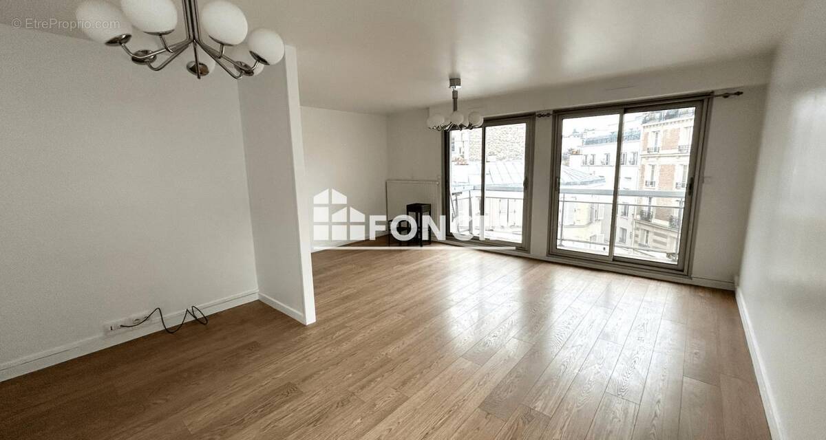 Appartement à PARIS-12E