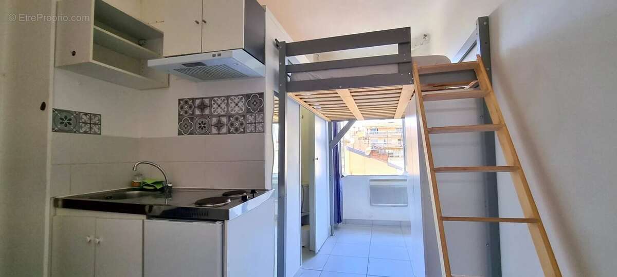 Nice centre ville - studio en dernier etage - photo 3