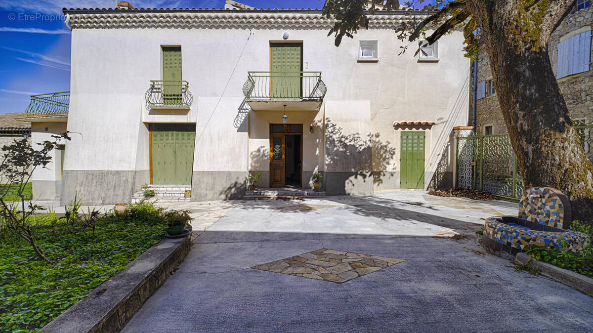 Maison à LA COUCOURDE