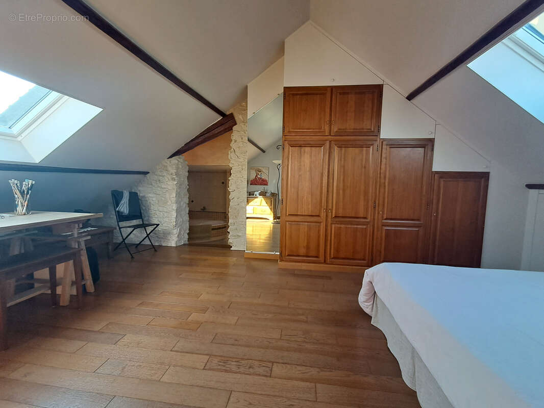 Maison à THOIRY