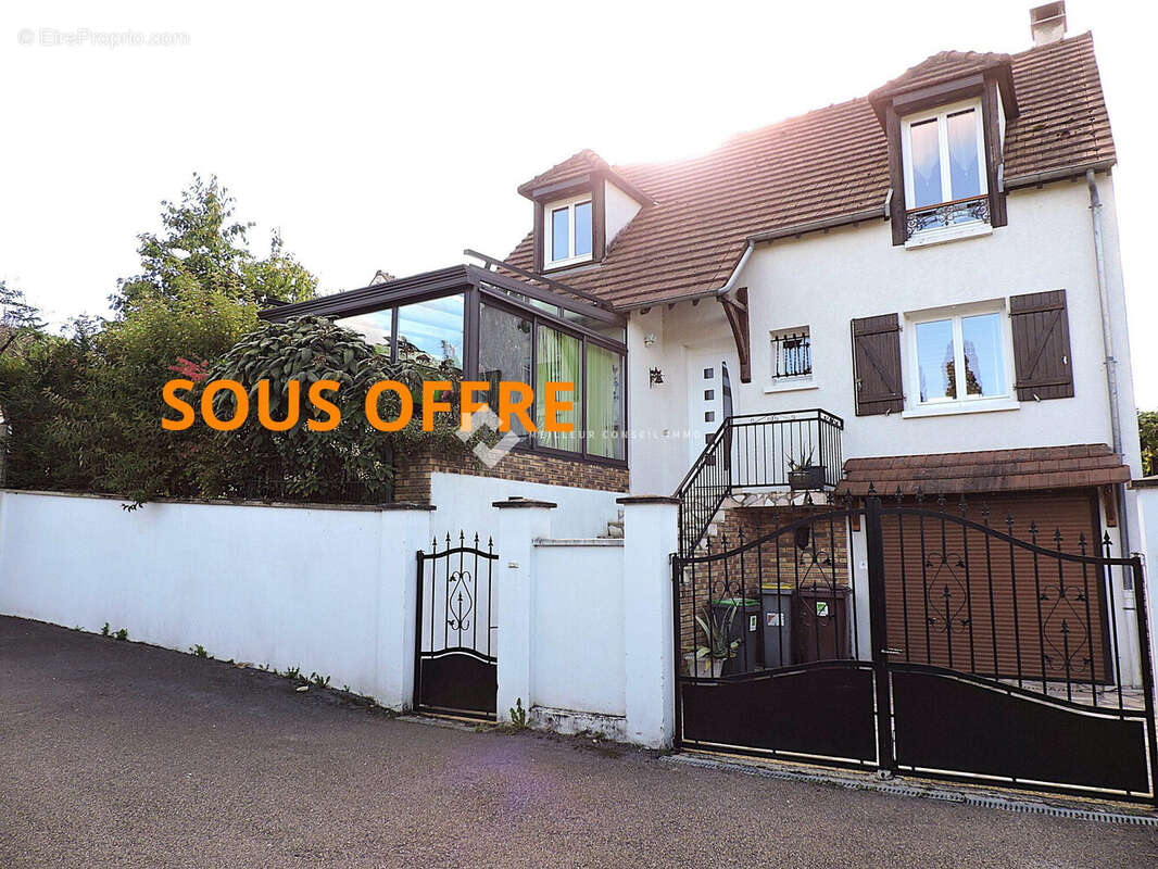 Maison à GOUVERNES