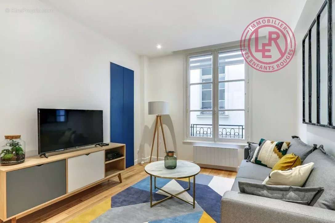 Appartement à PARIS-3E