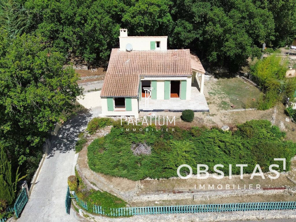 Maison à SAINT-MAIME