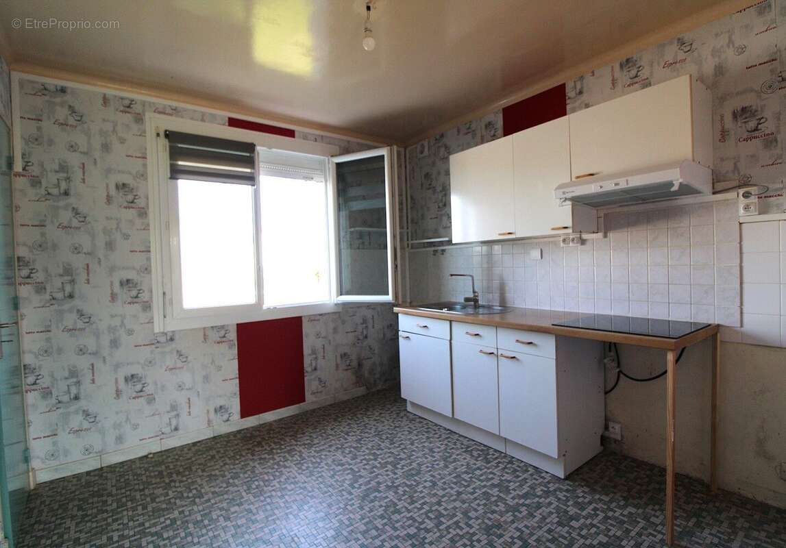 Maison 91 m² à Langueux  - photo 6
