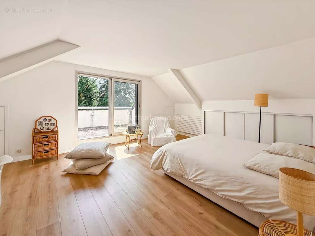 Maison à SOISY-SUR-SEINE