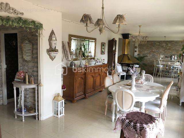Maison 171m² 6 pièces à Petit-Couronne - photo 12