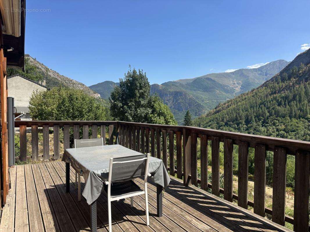 Maison 80 m² à Vicdessos  - photo 2