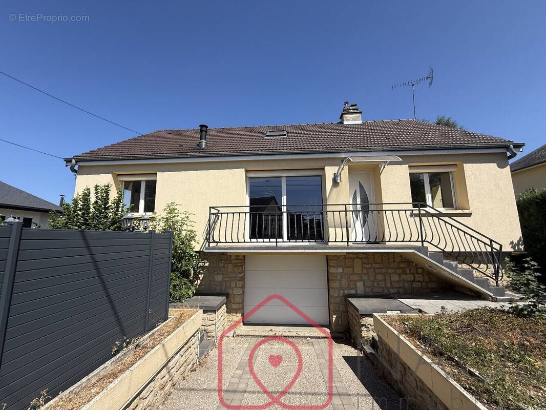 Maison à BALAN