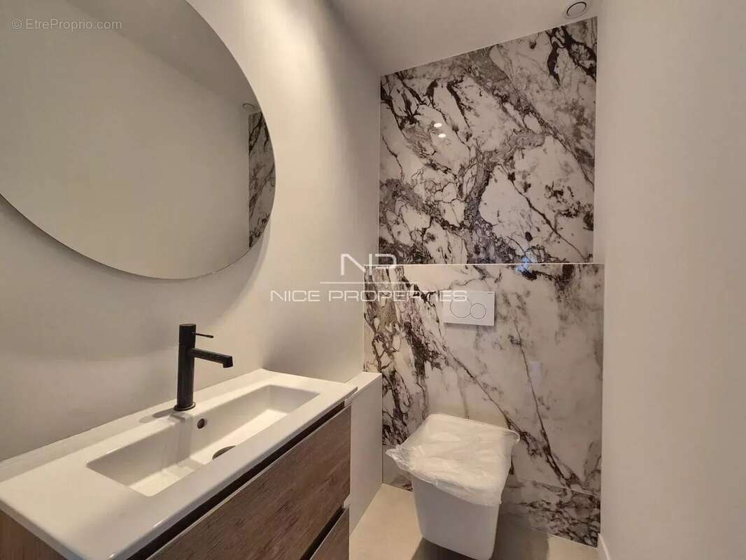 Nice Gairaut,  belle villa niçoise rénovée, piscine et garages - photo 10