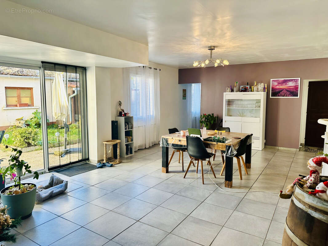 Maison à CAPDENAC-GARE