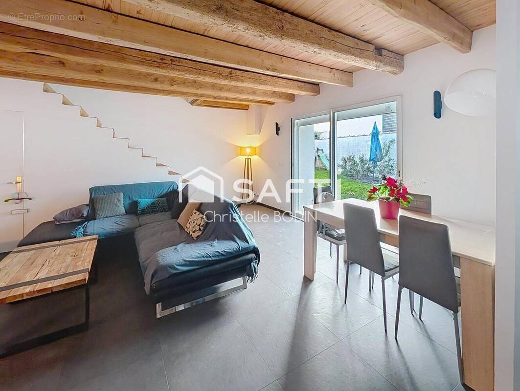 Photo 1 - Maison à SAINTE-SOULLE