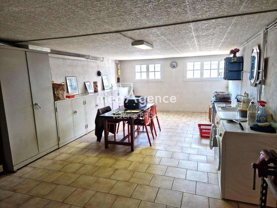 Maison à LE BOURGNEUF-LA-FORET