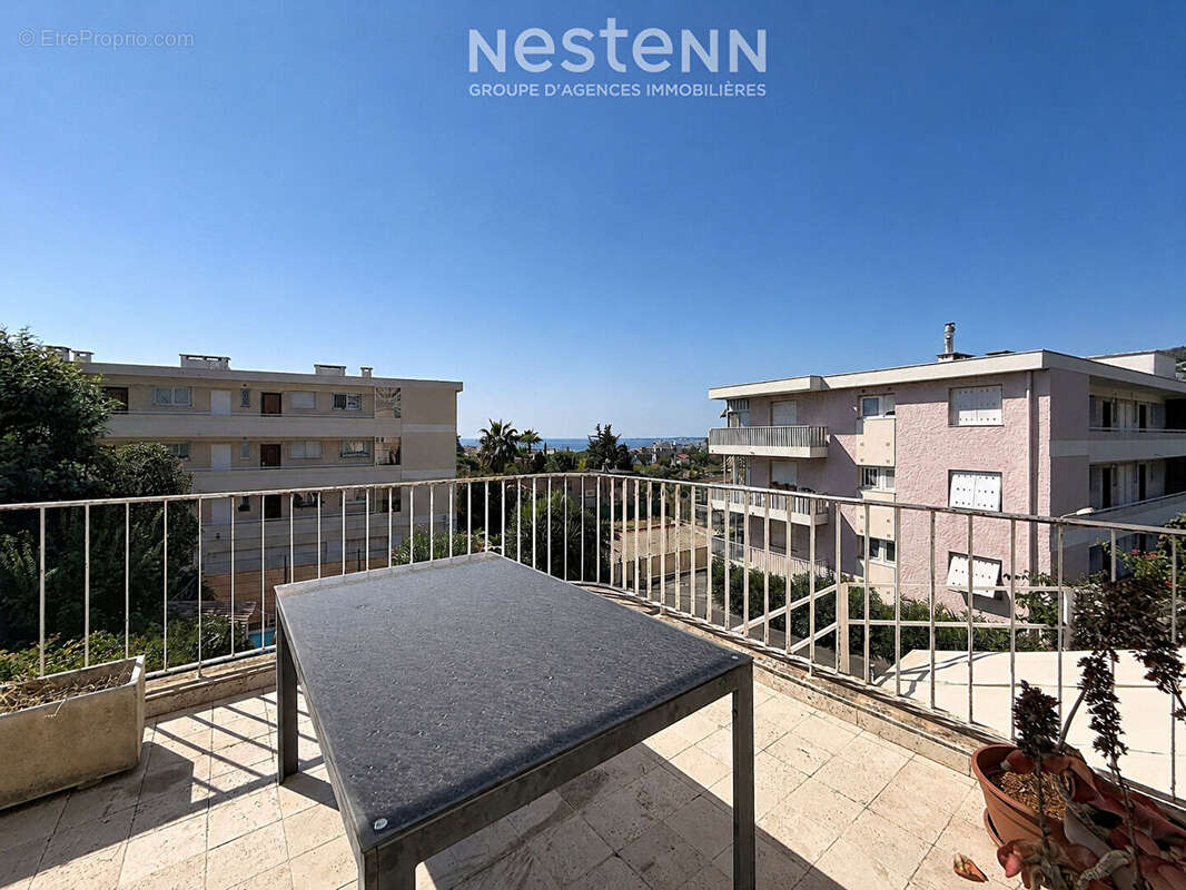 Golfe-Juan Duplex 4 pièces de charme avec vue mer, terrasse et faibles charges - photo 8