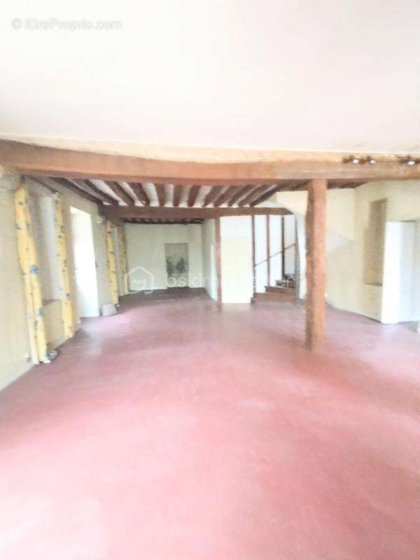 Maison à DAMMARIE-LES-LYS