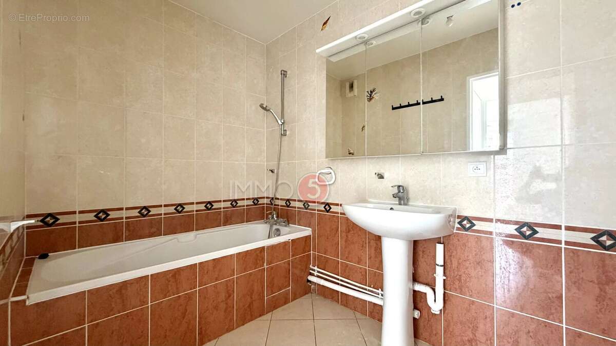 Appartement à VILLEMOMBLE