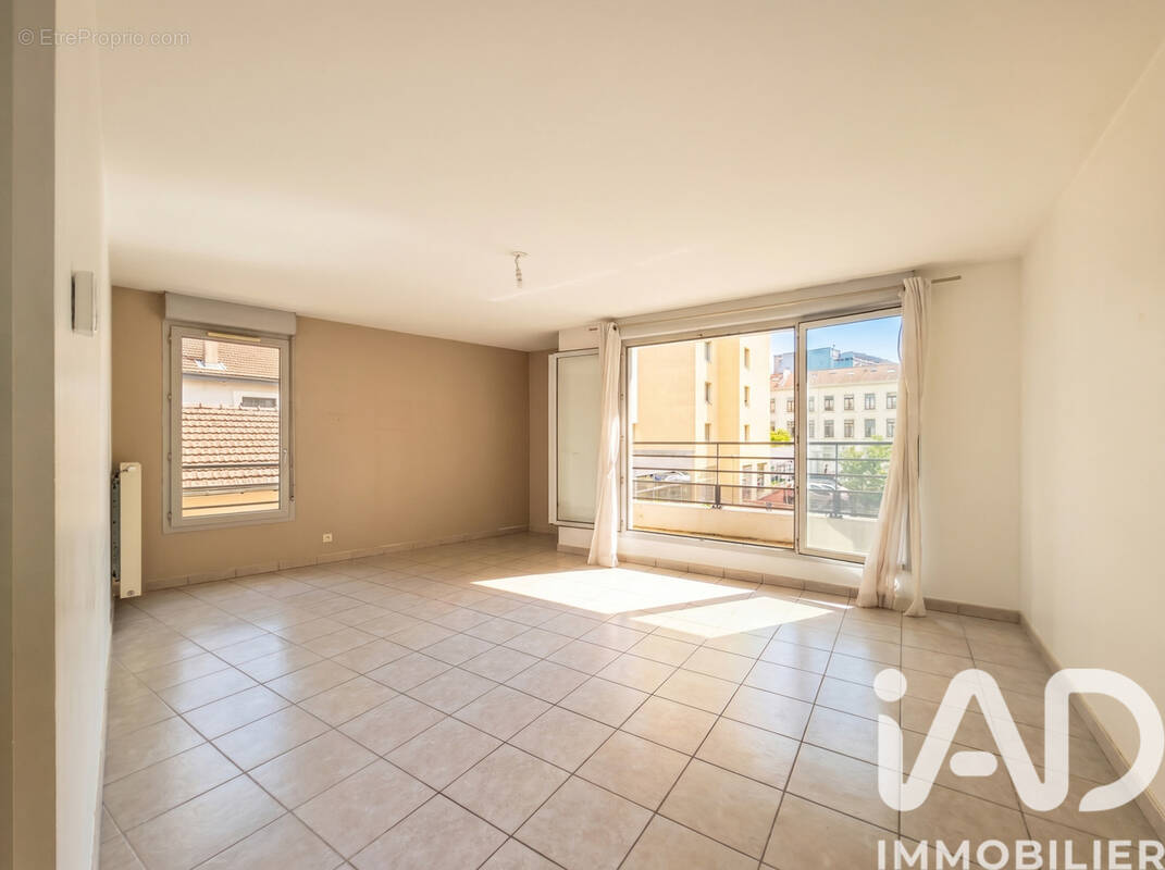 Photo 1 - Appartement à LYON-3E