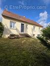 Maison à SAINTE-GAUBURGE-SAINTE-COLOMBE
