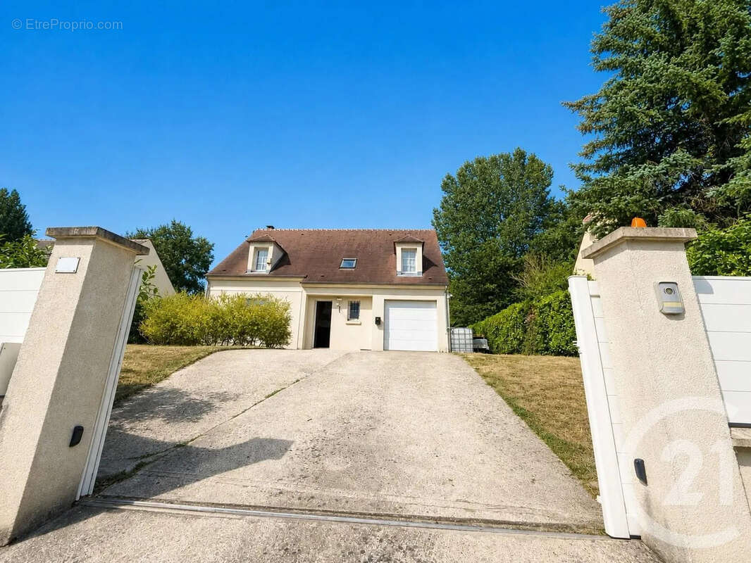 Maison 132 m² à Acy-En-Multien  - photo 9